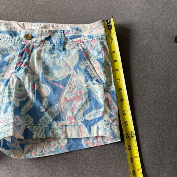 Lilly Pulitzer Blue & Pink Seashell Callahan Shorts Size 2 - Picture 4 of 8